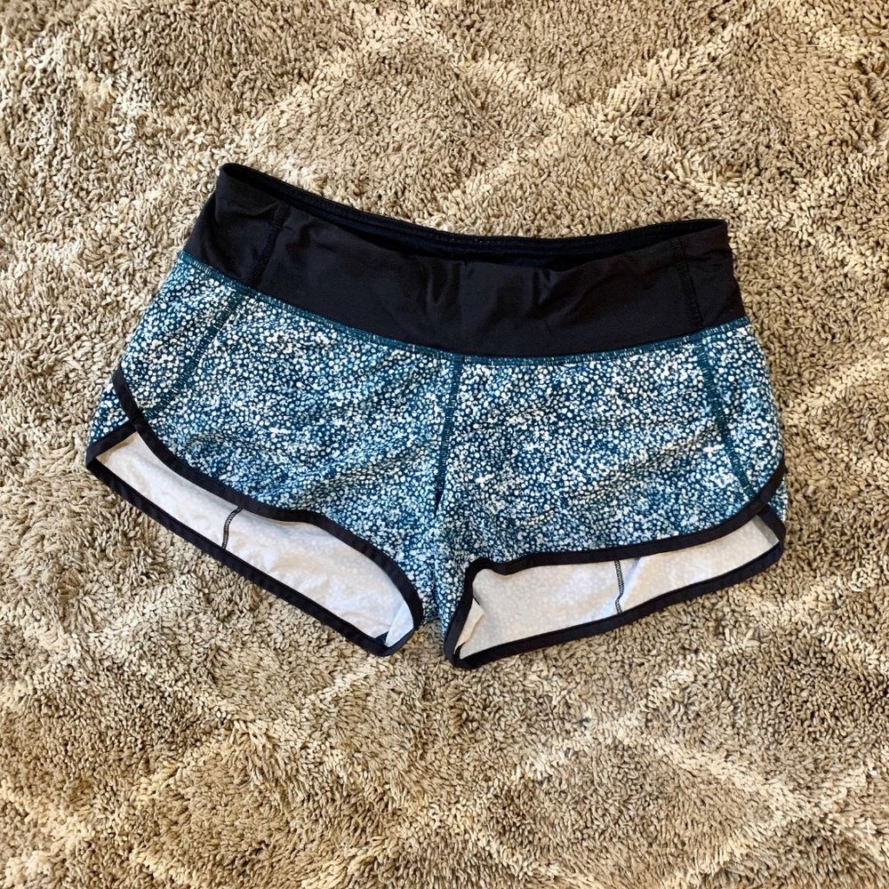 Lululemon Speed Up Shorts 2.5"